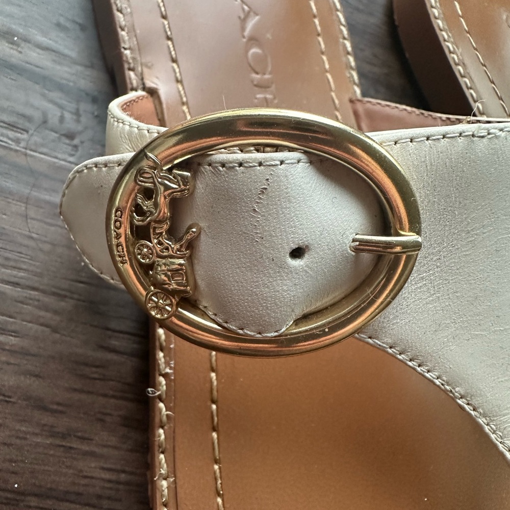 Coach white sandals size 6.5 - Picture 3 of 5